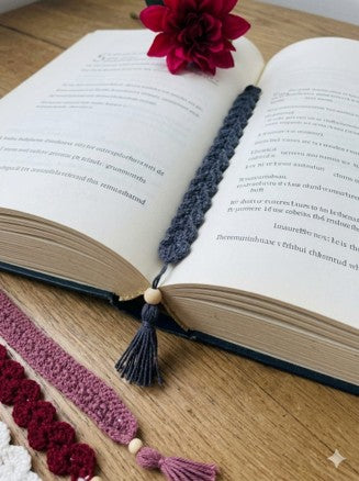 Evergreen Crochet Bookmark